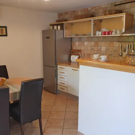 Apartment S&z Pula